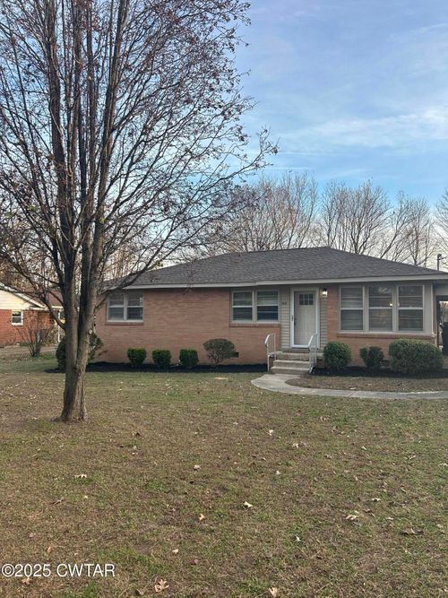 1833 Linden Rd, Dyersburg, TN, 38024-2232 | Card Image