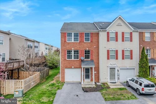 161 Veronica Dr, MARTINSBURG, WV, 25404-3736 | Card Image