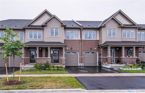 251 Farley Rd, Fergus, ON, N1M0J2 | Card Image