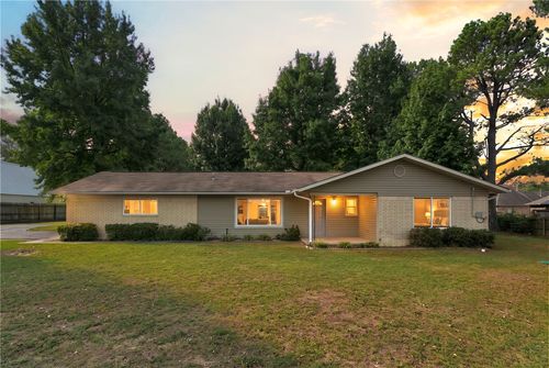 179 W Morris Ave, Springdale, AR, 72764-8009 | Card Image