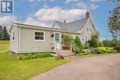 854 St Charles Rd, Souris, PE, C0A2B0 | Card Image