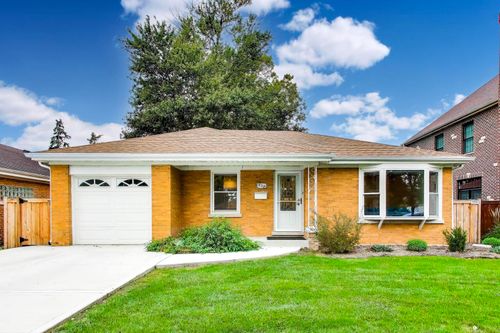 832 N Delphia Ave, Park Ridge, IL, 60068-2518 | Card Image