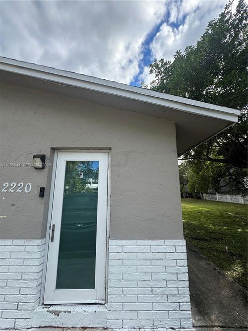 2-2220 Sw 46th Ct, Fort Lauderdale, FL, 33312-5744 | Card Image