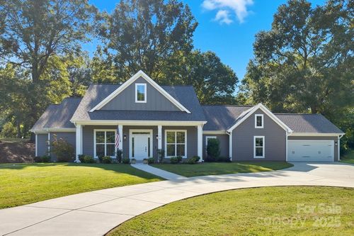 108 Kimmswick Rd, Charlotte, NC, 28214-1244 | Card Image