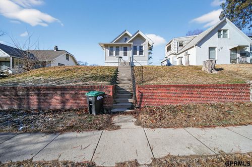 2008 N 48th St, Omaha, NE, 68104-4430 | Card Image