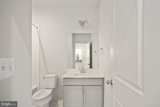 10170 Queens Way, Townhouse with 4 bedrooms, 4 bathrooms and null parking in MANASSAS VA | Image 47