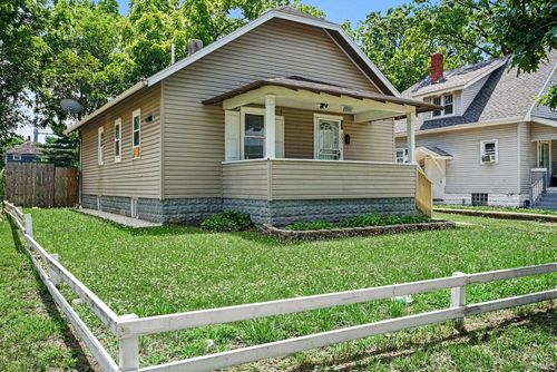 353 W Indiana Avenue, Elkhart, IN, 46613 | Card Image