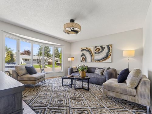 847 Raynard Cres Se, Calgary, AB, T2A1X6 | Card Image