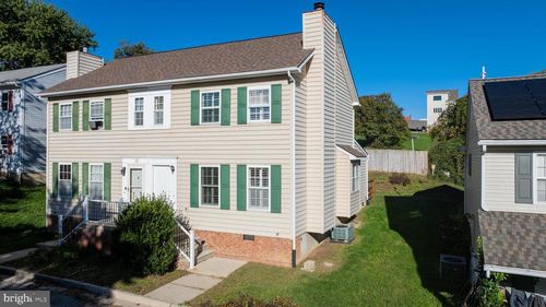 20 Park Ave, Harpers Ferry, WV, 25425-6391 | Card Image