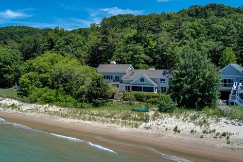 968 S Manitou Trl, Lake Leelanau, MI, 49653-9751 | Card Image