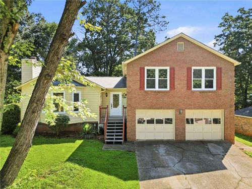 440 Hunters Cove Ct, Lawrenceville, GA, 30044-5304 | Card Image