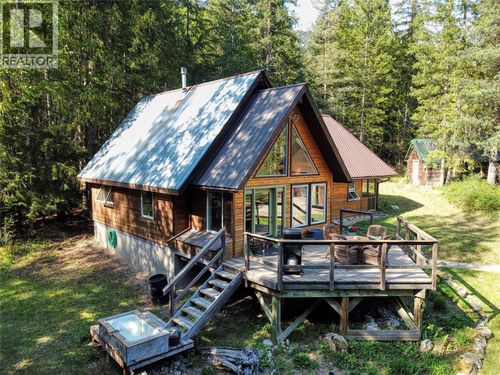 16317 Cedar Rd, Crawford Bay, BC, V0B | Card Image