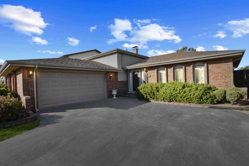 3328 193rd St, Lansing, IL, 60438-3860 | Card Image