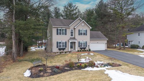 7 Hyde Ct, Queensbury, NY, 12804-6424 | Card Image