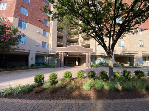 816-901 N Monroe St, ARLINGTON, VA, 22201-2357 | Card Image