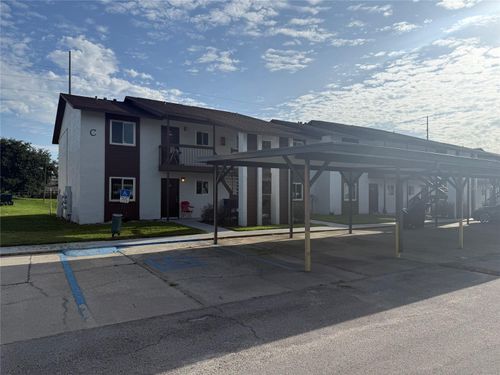 2056-39132 County Road 54, ZEPHYRHILLS, FL, 33542-1119 | Card Image