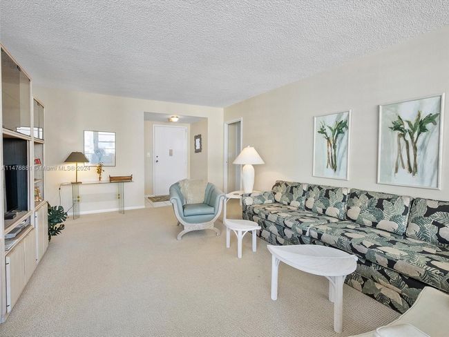 APT-1414 - 250 174 Th St, Condo with 1 bedrooms, 2 bathrooms and null parking in Sunny Isles Beach FL | Image 14
