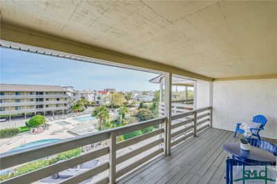 85 Van Horne Ave #5C - 3rd Floor 2BR/2BA Unit Overlooking the Pool | Image 1