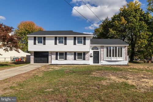 40 Longwood Dr, STRATFORD, NJ, 08084-1922 | Card Image