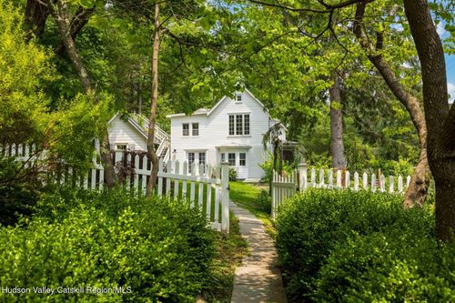 194 Wittenberg Rd, Bearsville, NY, 12409-5643 | Card Image