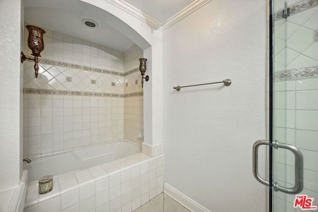 2 - 10229 Variel Ave, Condo with 3 bedrooms, 4 bathrooms and null parking in Chatsworth CA | Image 21