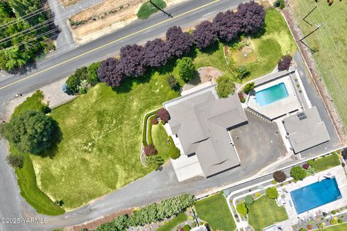 20 Gala Dr, Selah, WA, 98942-8734 | Card Image