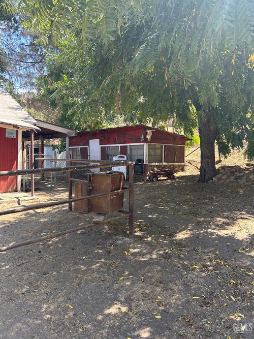 43242 Pine Dr, Posey, CA, 93260 | Card Image