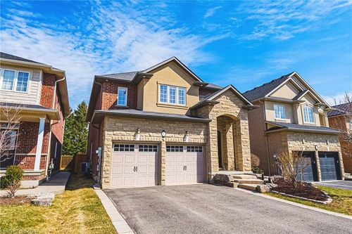 405 Valridge Dr, Ancaster, ON, L9G0B2 | Card Image