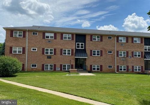 unit-e5-335 E Lancaster Ave, DOWNINGTOWN, PA, 19335-2906 | Card Image