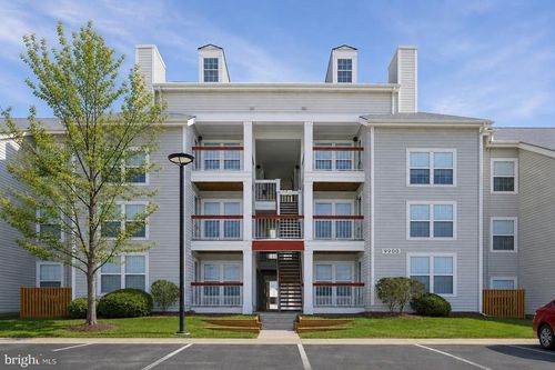 268-4-9900 Boysenberry Way, GAITHERSBURG, MD, 20879-3685 | Card Image