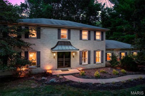 1563 Narrows Dr, Chesterfield, MO, 63017-7751 | Card Image