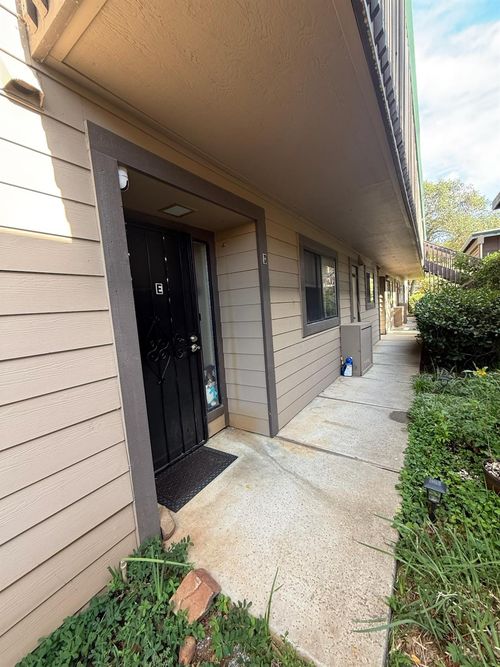 3e-3100 Cambridge Rd, Cameron Park, CA, 95682-9193 | Card Image