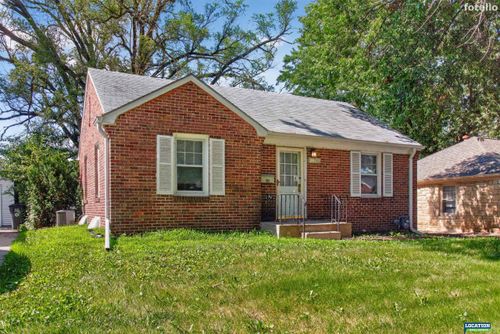 4025 Everett St, Lincoln, NE, 68506-1131 | Card Image