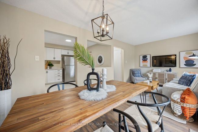 132 Timber Mill Ave, House attached with 3 bedrooms, 2 bathrooms and 1 parking in Whitby ON | Image 7