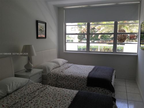 336-100 Lincoln Rd, Miami Beach, FL, 33139-2013 | Card Image
