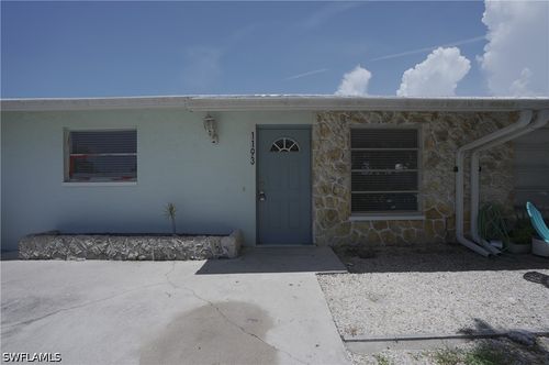 1195 S Alhambra Cir, NAPLES, FL, 34103-3207 | Card Image