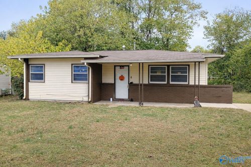 2214 Evans Ave Nw, Huntsville, AL, 35810-2010 | Card Image