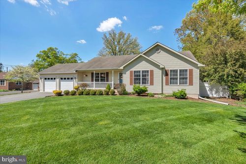 1736 Magnolia Rd, Vineland, NJ, 08361-6576 | Card Image