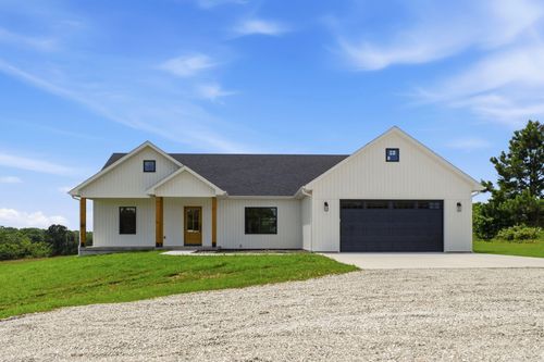 1184 E 418th Rd, Bolivar, MO, 65613-8288 | Card Image