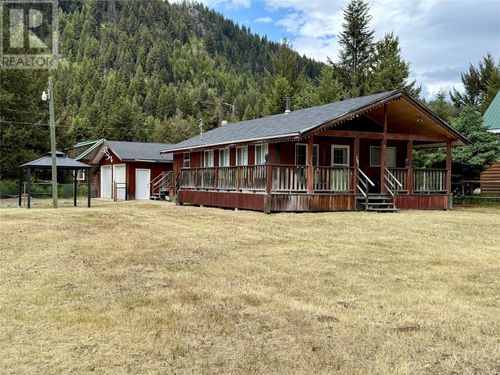 101 Missezula Lake Rd, Princeton, BC, V0X1W0 | Card Image