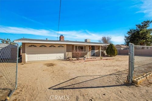 7175 Scarvan Rd, Yucca Valley, CA, 92284 | Card Image