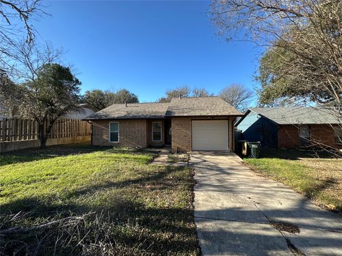 2025 Castle Gate Cir, San Marcos, TX, 78666-2219 | Card Image