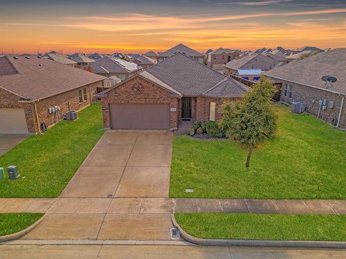 5126 Crystal Lake Avenue, Krum, TX, 76249 | Card Image