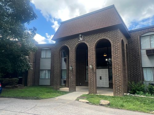 apt-108-31 Washington Blvd, Mundelein, IL, 60060-3072 | Card Image