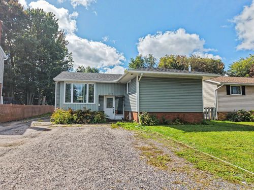 677 Tackaberry Dr, North Bay, ON, P1B8R1 | Card Image
