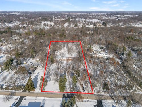 40W930 Brown Rd, St. Charles, IL, 60175-7840 | Card Image