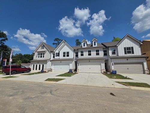 2568 Henson Ct, Chattanooga, TN, 37421-5576 | Card Image
