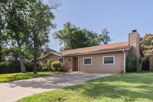 2303 April Ln, Grand Prairie, TX, 75050-3017 | Card Image