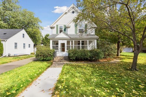 221 11th Ave N, Hopkins, MN, 55343-7361 | Card Image