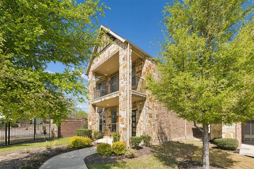 628 Club Dr, Allen, TX, 75013-5115 | Card Image